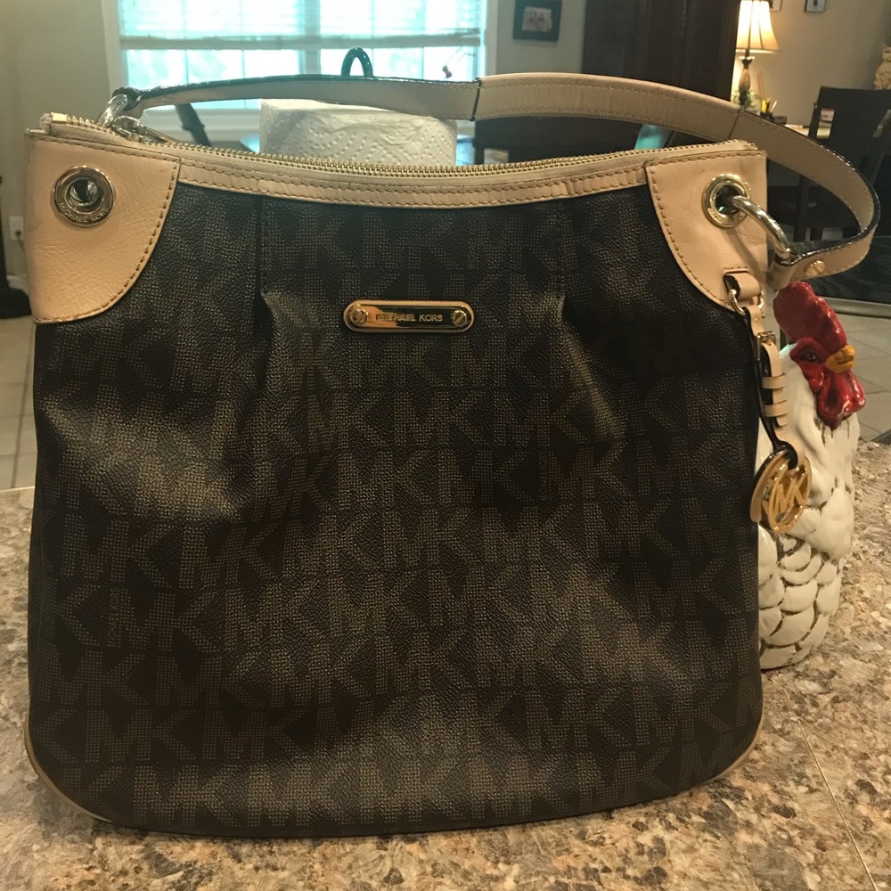 Michael kore bag shoulder and cross body bag 💼